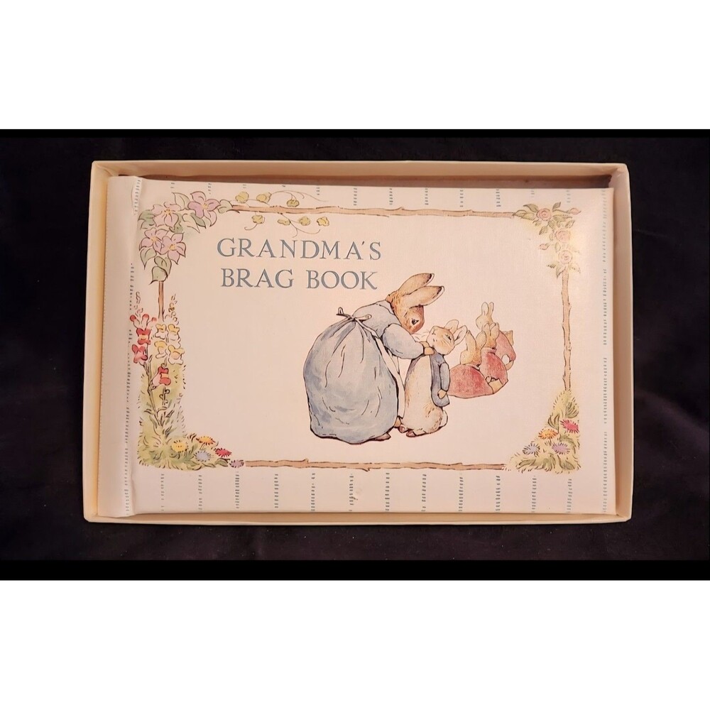 VINTAGE 1990 BEATRIX POTTER COLLECTION GRANDMA'S BRAG PHOTO BOOK NEW